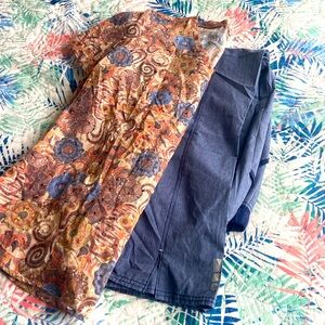 Scrub top and bottom